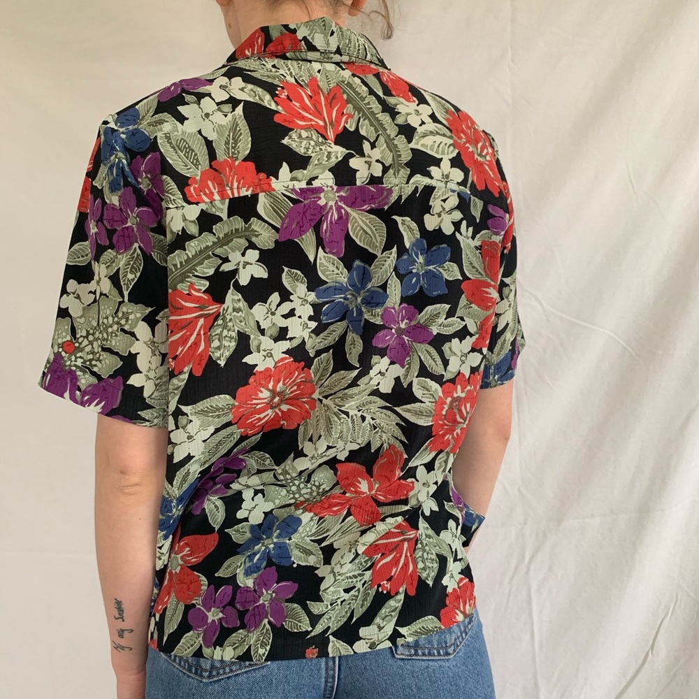 Vintage 90s Multicolor Floral Short Sleeve Blouse - Picture 4 of 5